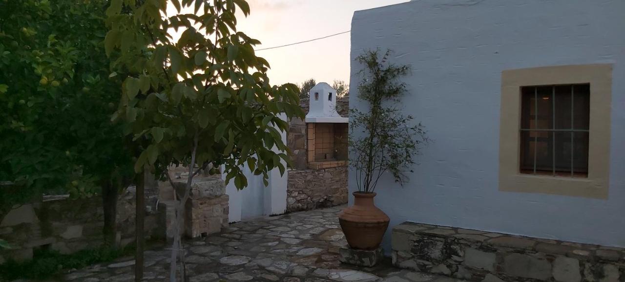 Traditional House In Asfendiou Agios Dimitrios  Ngoại thất bức ảnh